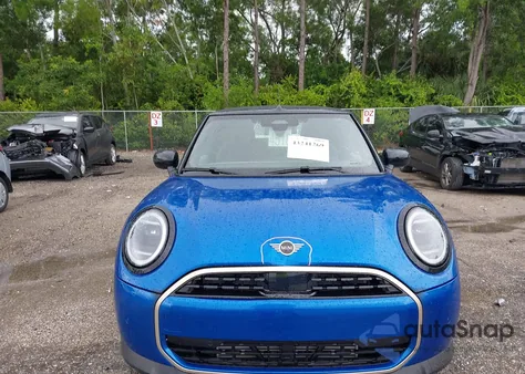 2025 Mini Convertible Cooper из США, поврежденный, VIN WMW13GX05S2W94389